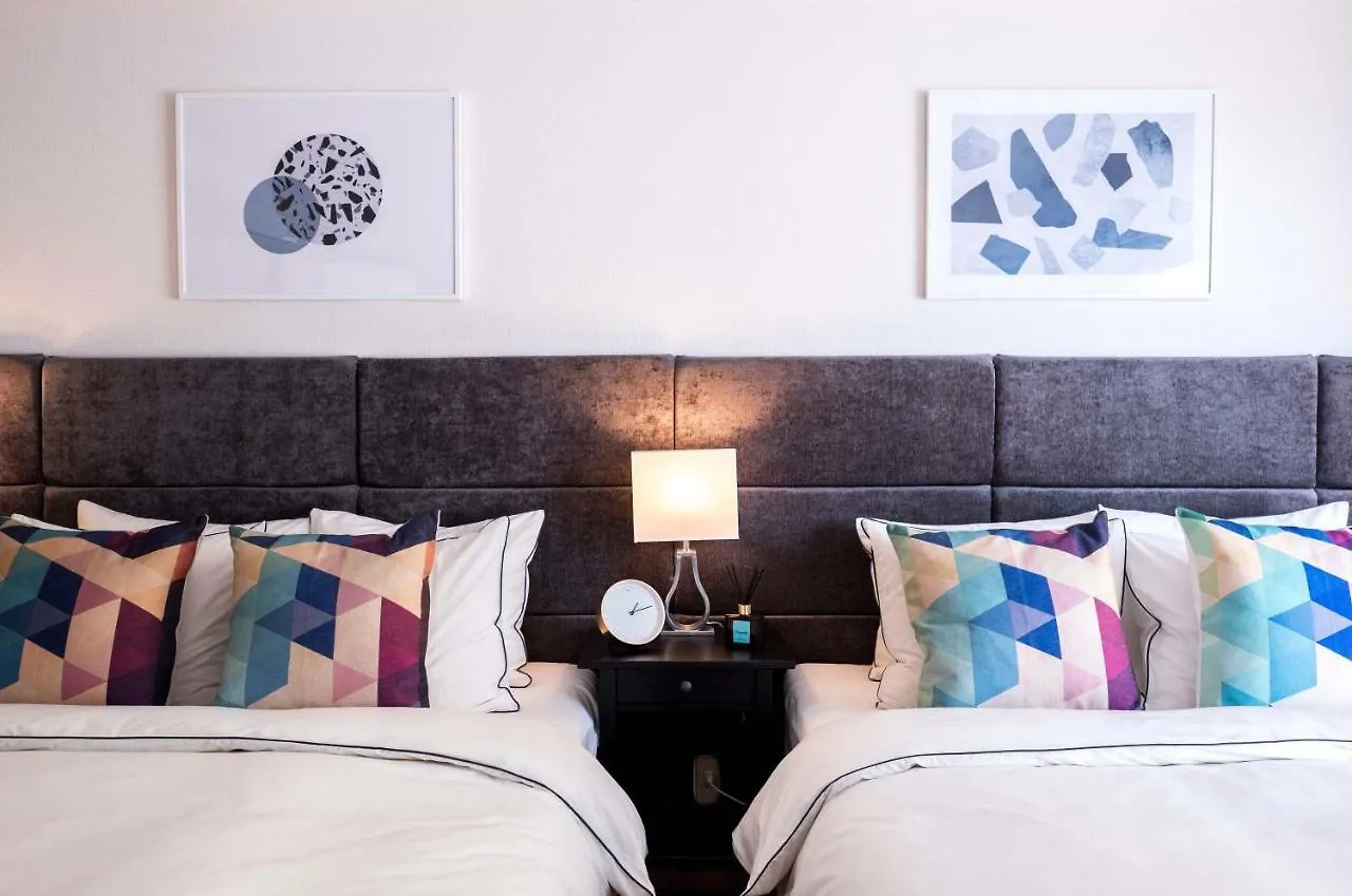 Charming Tokyo Apartment With Private Balcony