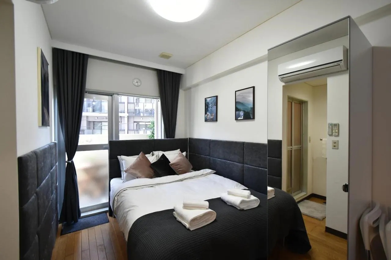 Charming Tokyo Apartment With Private Balcony