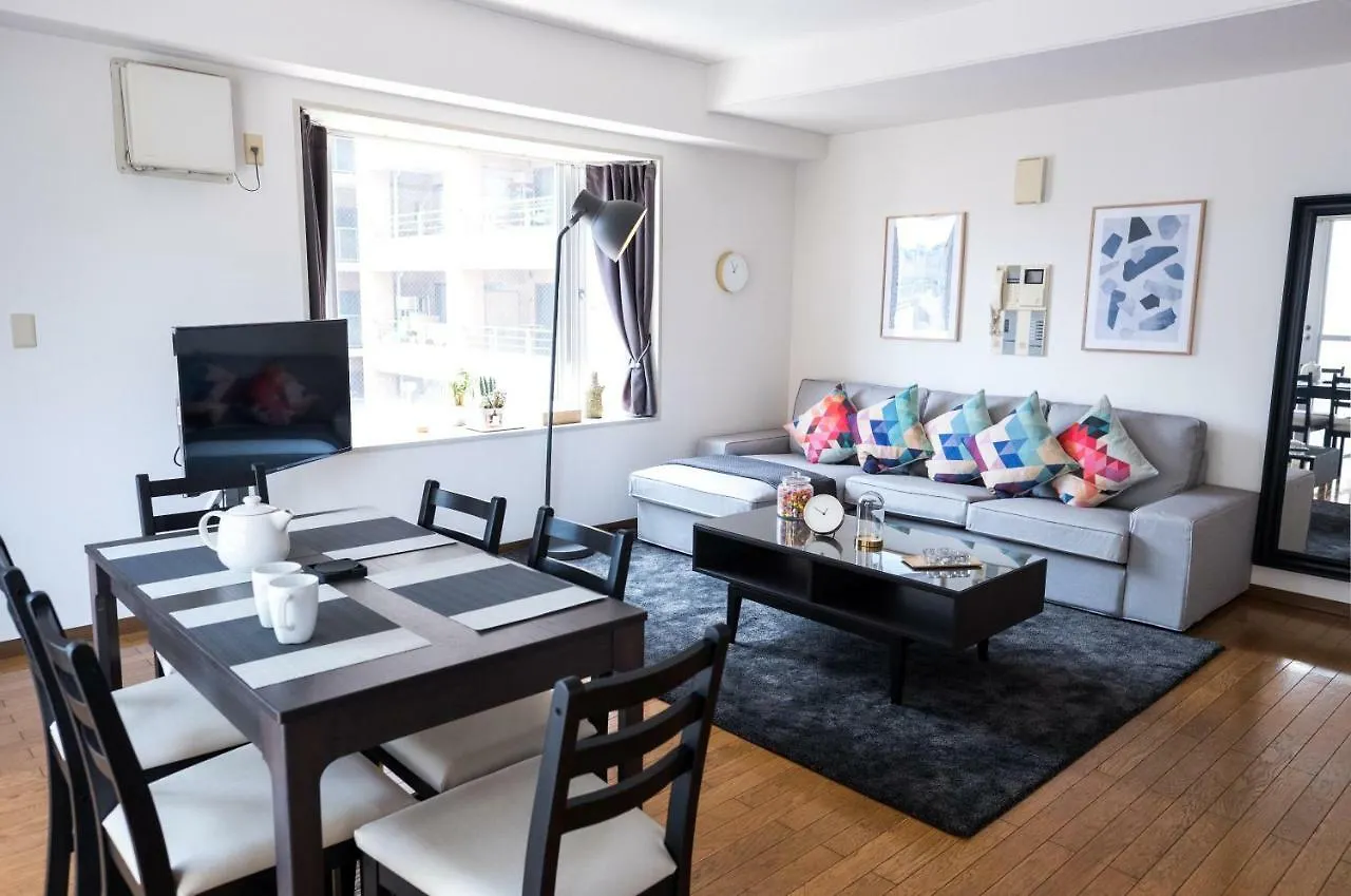 Charming Tokyo Apartment With Private Balcony